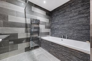 Family Bathroom- click for photo gallery